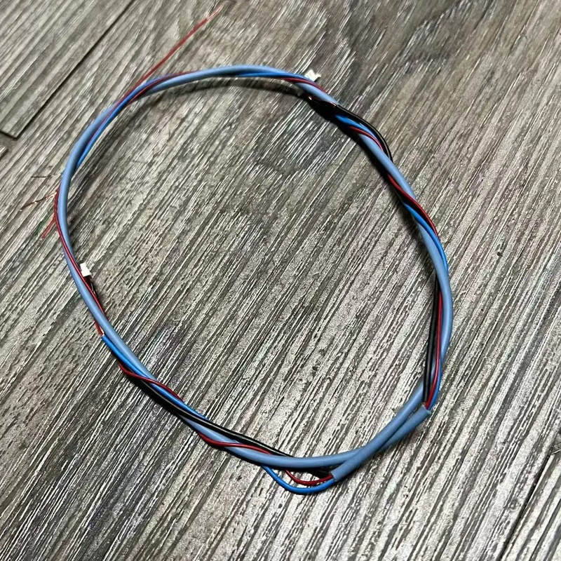 Подходит для беспроводных науш – обзор и цена Beats Headphone Solo 4